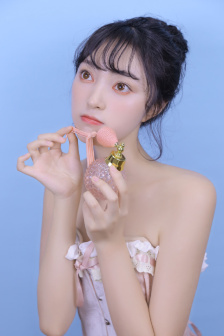 少女全身体检视频